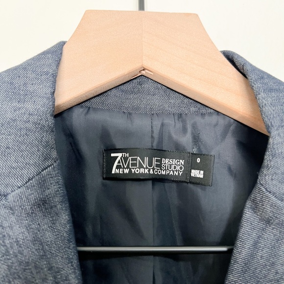 Gray New York & Company 7th Avenue Blazer | Size 0 - Picture 5 of 8